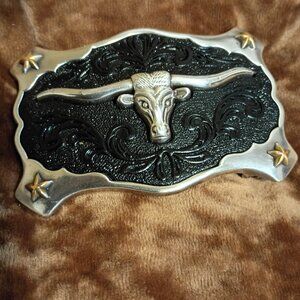 New Western Buckle with longhorn bull with black accent designed